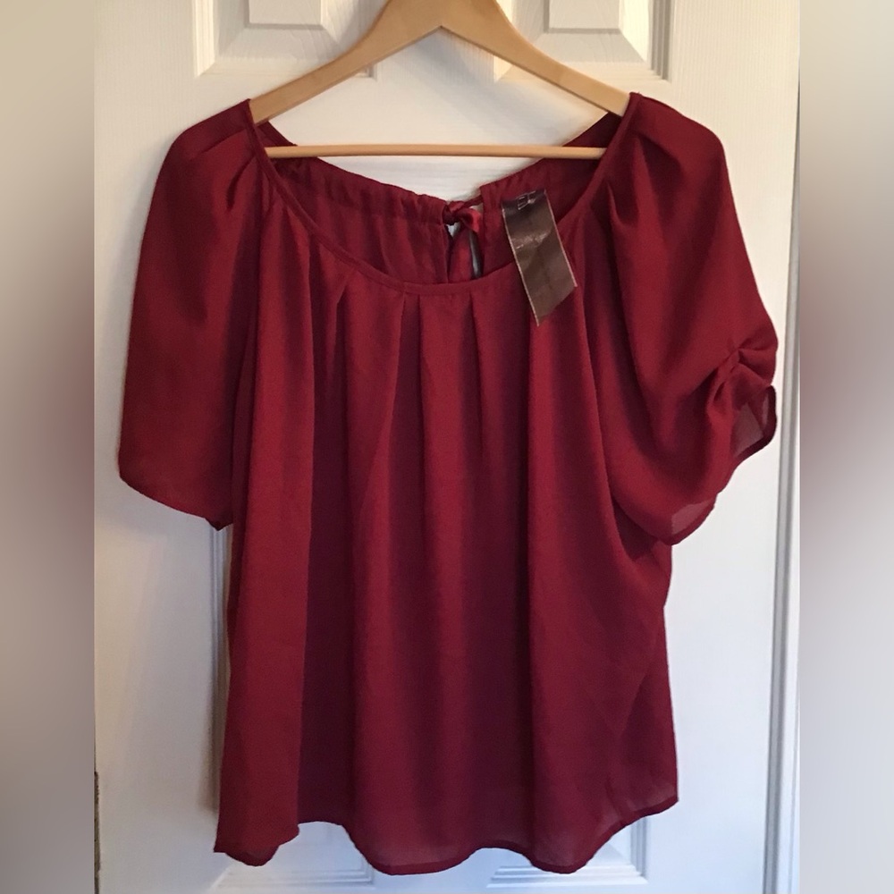 Moon Collection Cranberry Semi-Sheer Back Ribbon Tie Women's Top Size Large